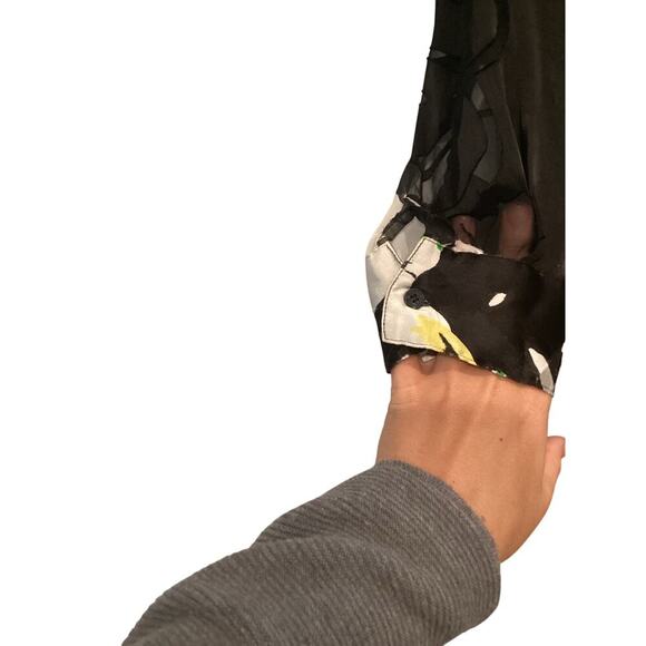 Chico's Womens Button Up Shirt L Large Black White Silk Blend Artsy Boho Work - Picture 6 of 7